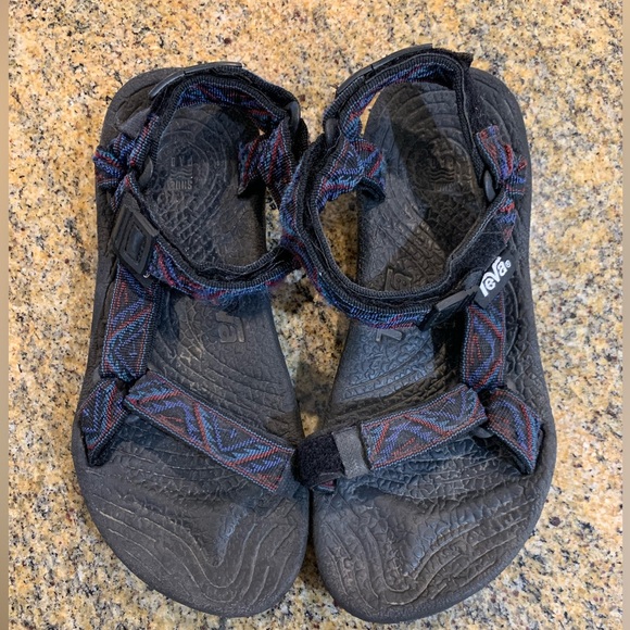 Teva women’s Sandals women’s size 8 - Picture 2 of 9